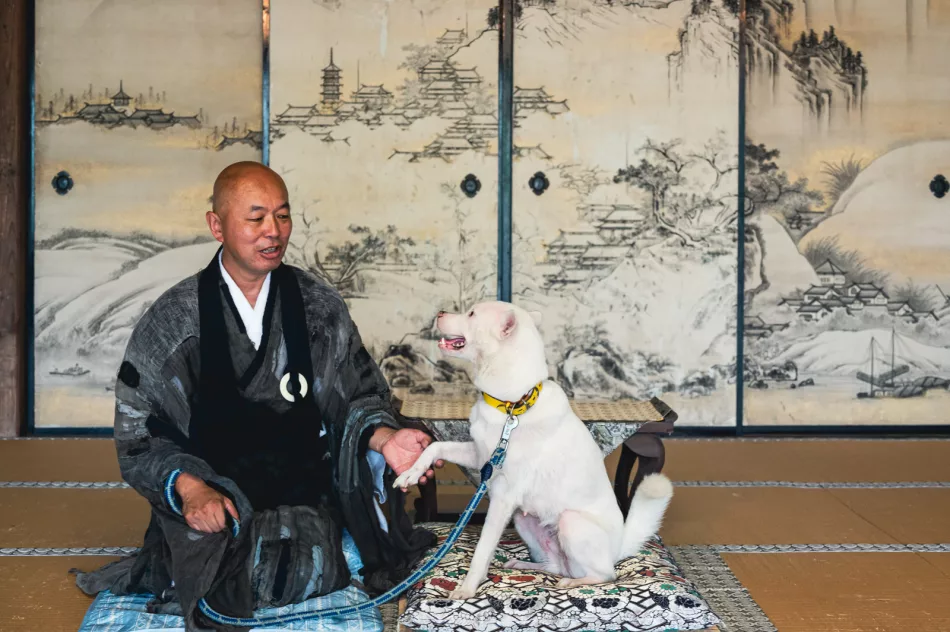Maru the dog and Fukano-san the Zen Buddhist monk at Toshunji Temple, Yamaguchi